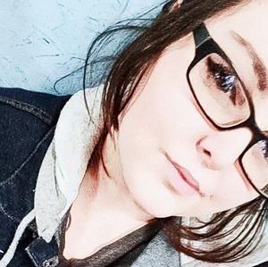 Meet your Posher, Candace